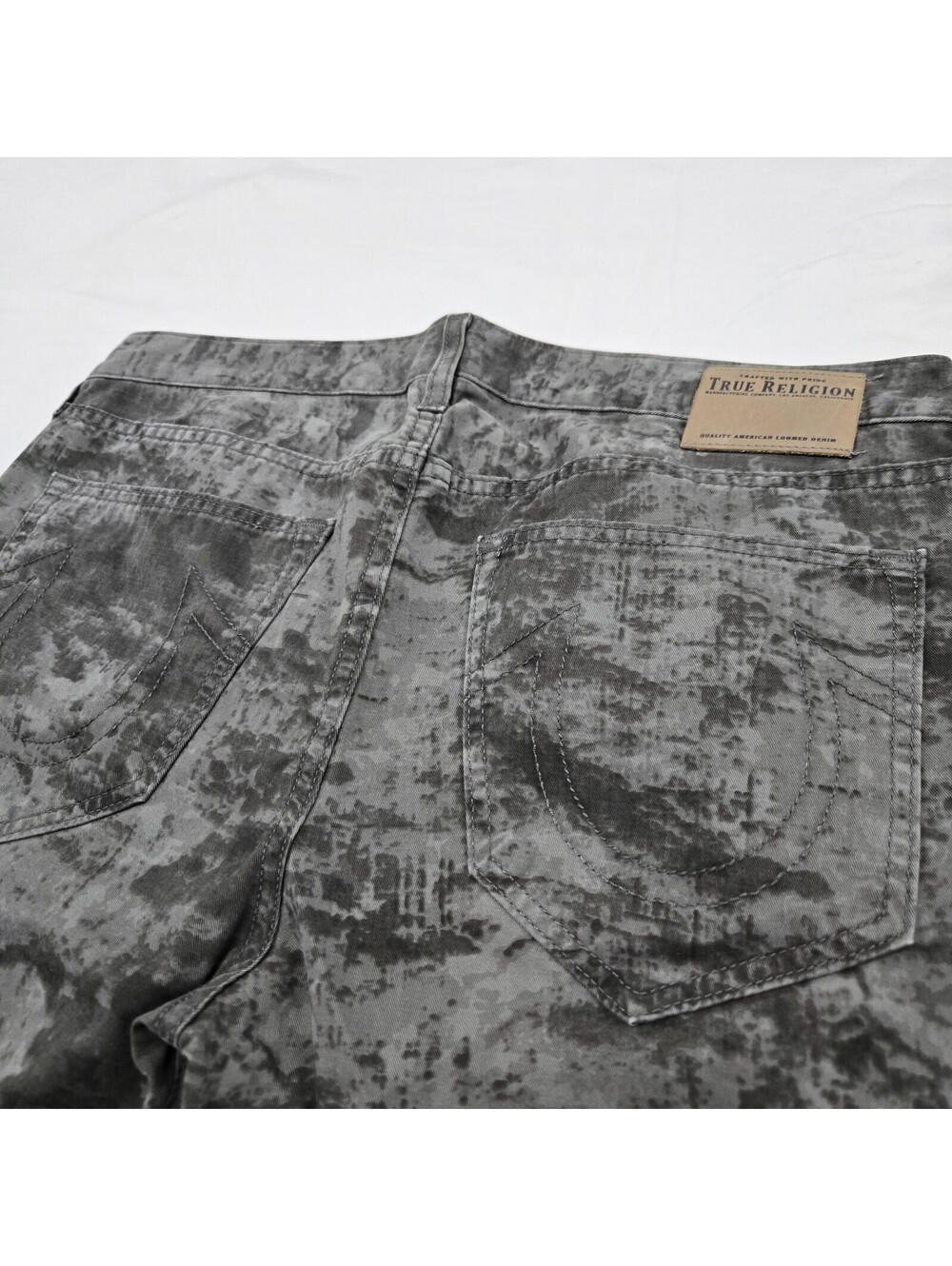 EUC Size 35 Vintage True Religion Bobby Jeans Gray Tie Dye Camo Pants USA Made